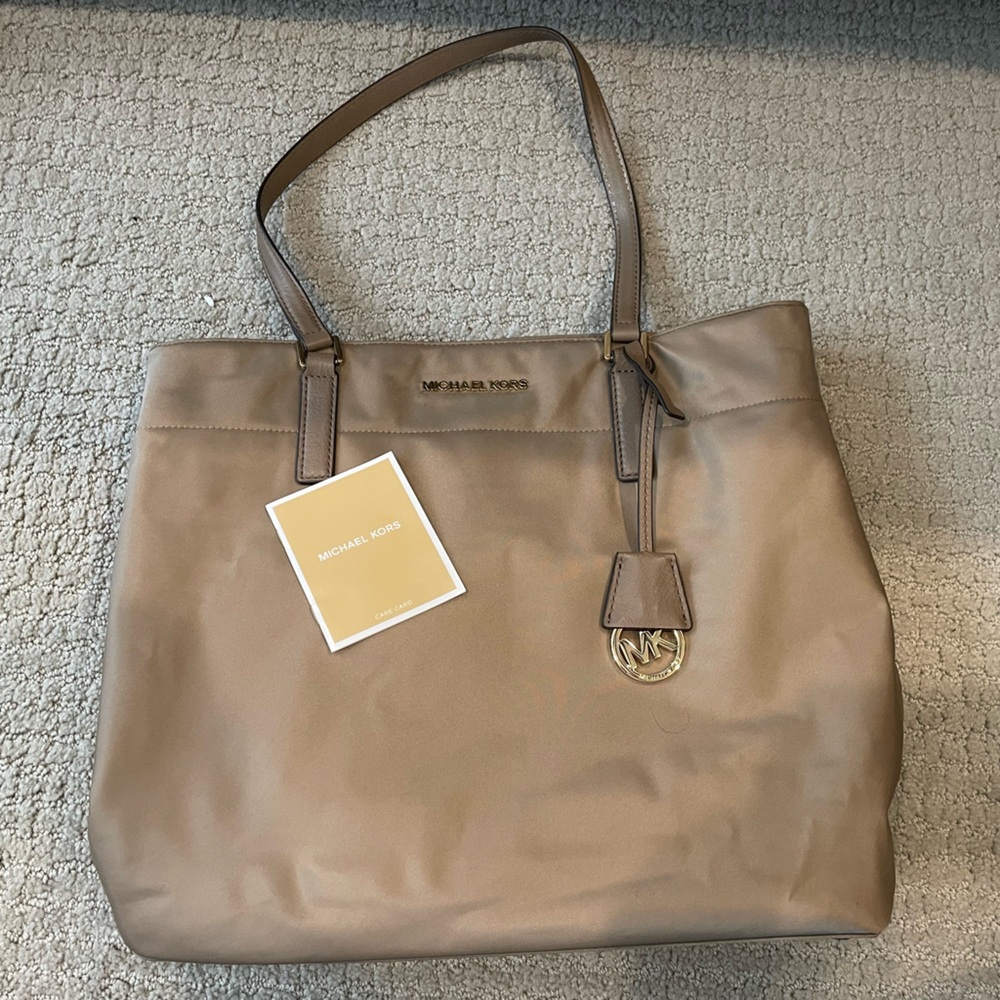 MICHAEL Michael Kors Morgan Large Tote in Dusk/Gold - Picture 5 of 6